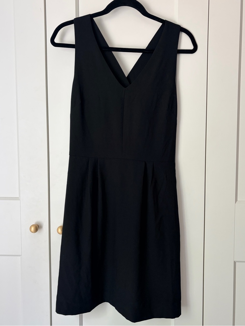 Banana Republic Black V-Neck Sleeveless Mini Dress with Bow in Back | 4